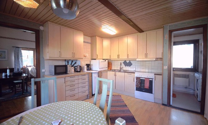 Skara Municipality Appartement | Gäststugan