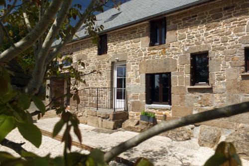 Saint-Georges-de-Reintembault Maison | Gîte de La Guinchère