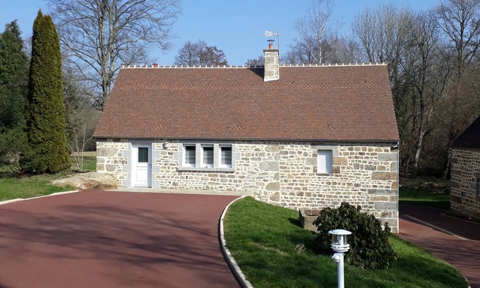 Saint-Martin-l'Aiguillon Cottage | Gîte à la campagne 3 étoiles