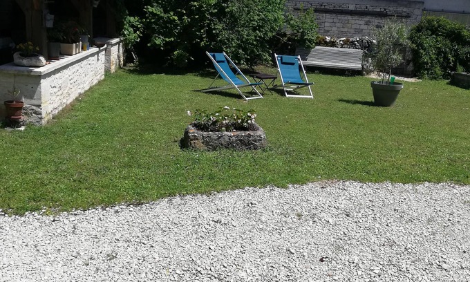 Lalbenque Maison | Gîte à la Campagne à 20 km au sud de Cahors.