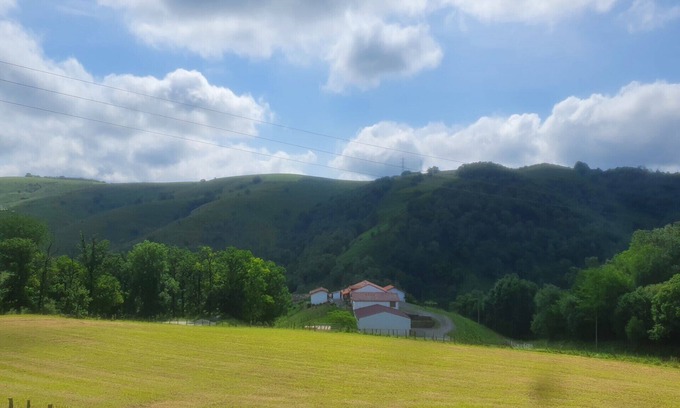 Osses Maison | Gîte à la ferme à Ossès