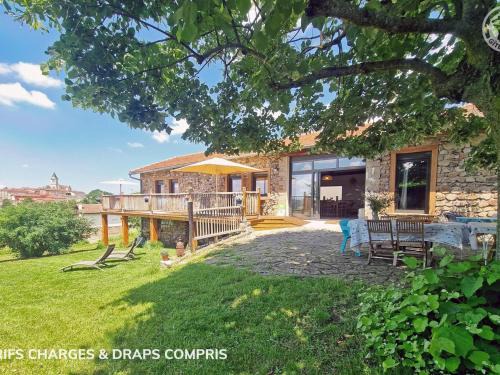 Virigneux Maison | Gîte 5 chambres avec jardin, terrasses et animaux acceptés - FR-1-496-326