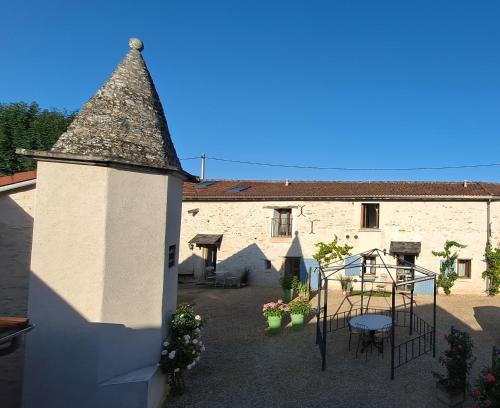 Chaveignes Maison | Gîte Angulus Ridet - Wisteria