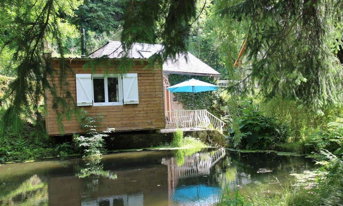 Aleu Maison | Gîte au bord de l'eau