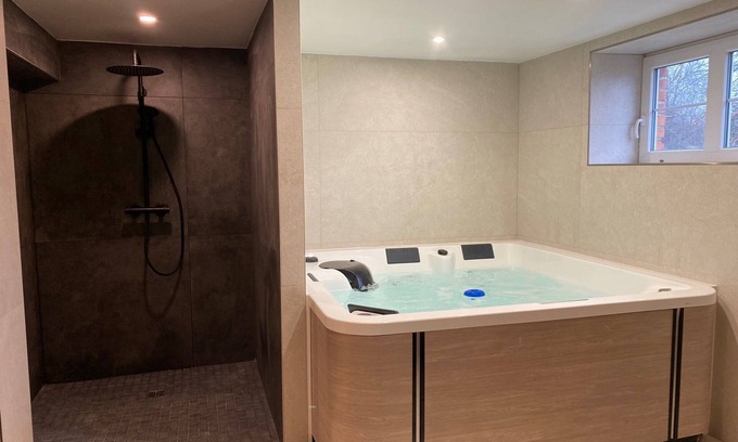 Hoffen Maison | Gîte au moulin du clos du seltzbach: spa and relaxation in northern Alsace