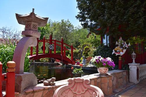 Pierre-Chatel Maison | Gîte Au printemps Japonais, petit train de la Mure, parc des Ecrins