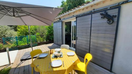 Cros Maison | Gîte avec piscine et jacuzzi partagés en Cévennes