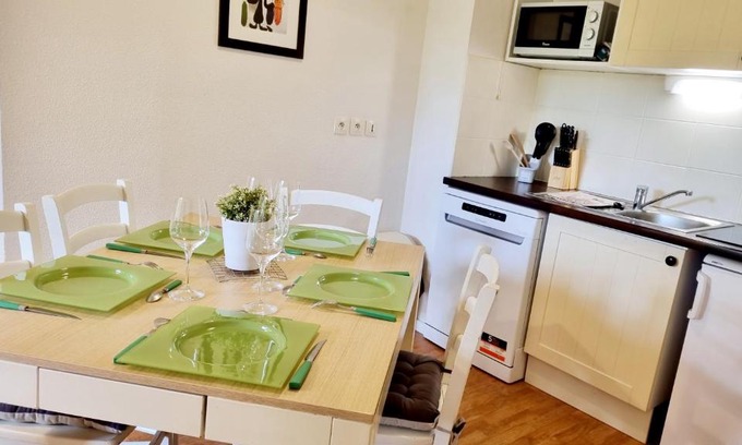 Boulleville Appartement | Gîte Bulle de détente-Aux Portes d'Honfleur avec piscine couverte
