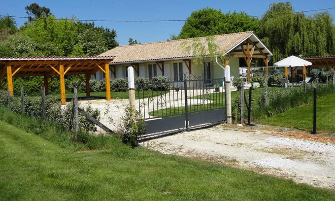 Cezac Maison | Gîte Cézac, 4 pièces, 6 personnes - FR-1-440-183