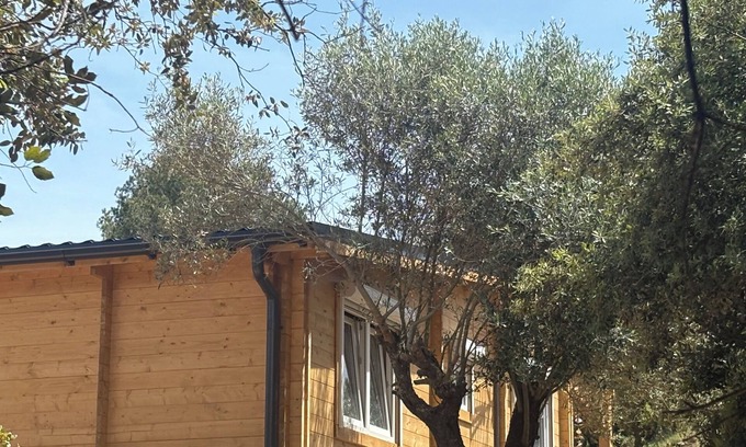 Boutenac Chalet De Ski | Gîte Chêne-Pin - Nature & Serenity Chalet at the Oasis des Corbières