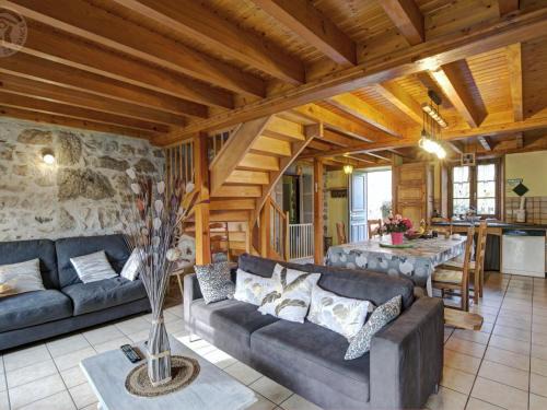 Perigneux Maison | Gîte chaleureux 3 ch, jardin, animaux admis, garage, wifi - FR-1-496-5