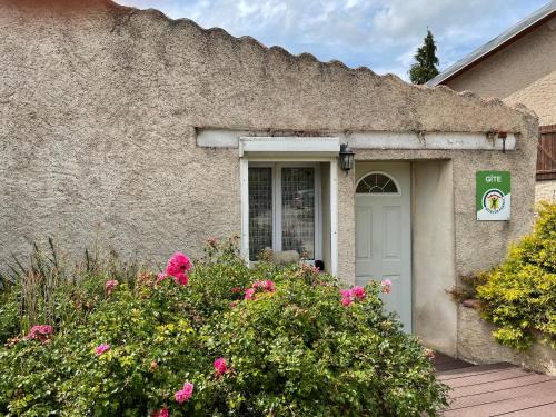 Domptail-en-l'Air Maison | Gîte chaleureux avec terrasse près de Nancy, parking privé, à proximité de festivals et nature - FR-1-584-9