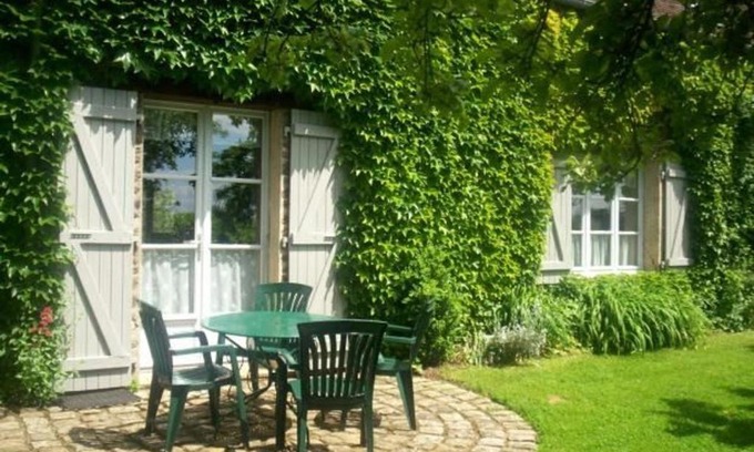 Joue-l'Abbe Maison | Gîte charmant avec cheminée, jardin privé et 3 chambres dans un ancien corps de ferme - FR-1-410-128