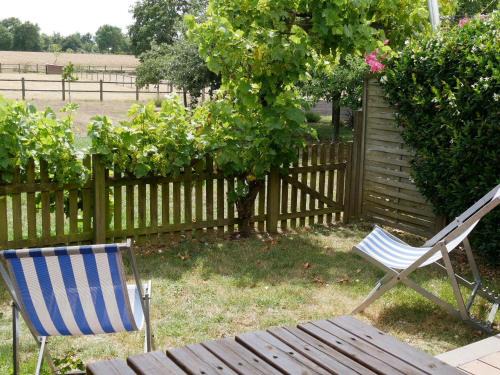 Chateau-Thebaud Maison | Gîte confortable au cœur des vignes avec terrasse, vélos, WiFi et équipements bébé à 17 km de Nantes - FR-1-306-808