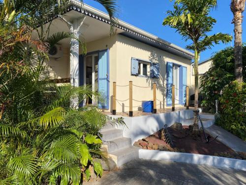 Grande Anse Maison | Gîte créole chic avec piscine, clim et wifi - FR-1-786-39