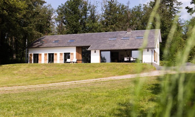 Houyet Maison | Gîte de Brohimont Vakantiehuis - Cottage - Exclusive Home of Silence - All in