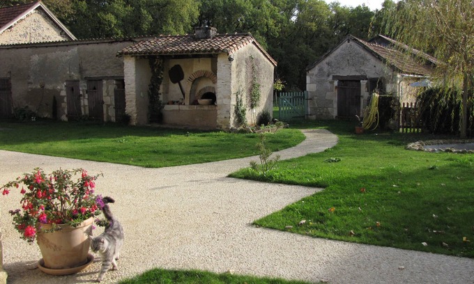 La Bussiere Cottage | Gîte de caractère, 3*, dans une ferme du Poitou (86310), en pleine nature !