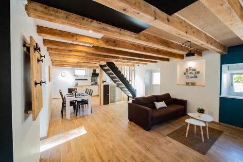 Rimbach-pres-Guebwiller Maison | Gîte de charme refait à neuf, à Rimbach en Alsace.