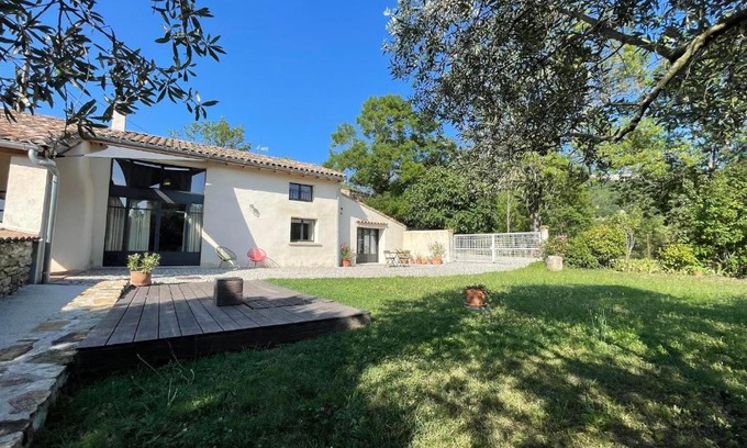 Souspierre Maison | Gîte de charme en Drôme Provençale - La Saulée