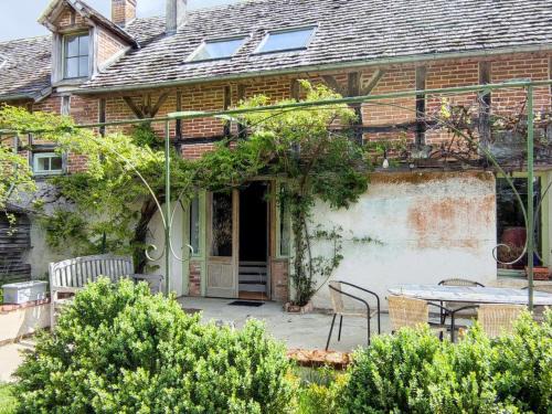 Theillay Maison | Gîte de charme en Sologne avec grand confort, 3 chambres, cheminée, jardin et promenades en forêt - FR-1-491-438