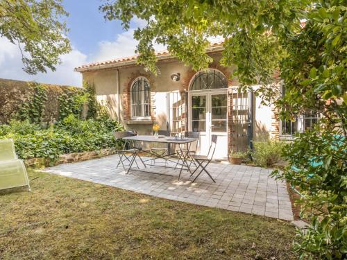 Vue Maison | Gîte de charme entre Nantes et Côte de Jade - Jardin privé, équipement bébé, wifi, animaux acceptés - FR-1-306-852