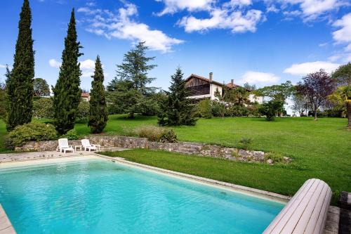 Figarol Appartement | Gîte de Figarol - Vue sur les Pyrénées