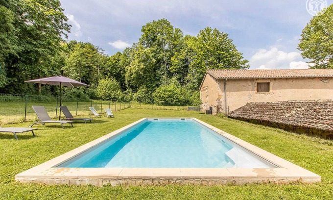 La Chapelle-de-Guinchay Maison | Gîte de la Combe Darroux