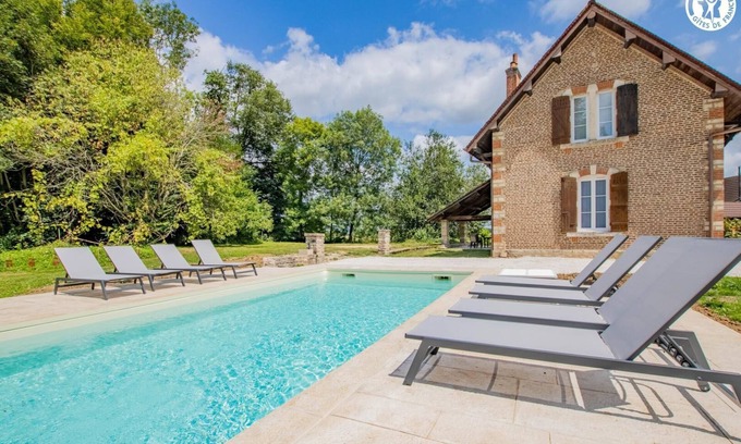 Saint-Martin-en-Bresse Maison | Gîte de Bellefond - SAINT MARTIN EN BRESSE
