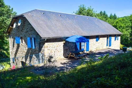 Champagnac-la-Noaille Appartement | Gîte de France à Champagnac-la-Noaille 3 épis - Gîte de France 4 personnes MAE-9884