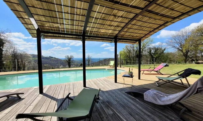 Bassignac-le-Bas Villa | Gîte de France 6 personnes