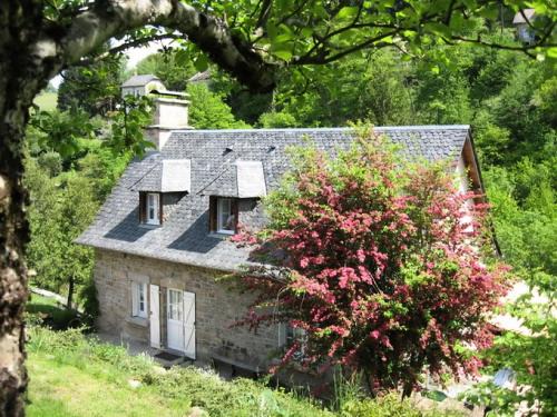 Gimel-les-Cascades Appartement | Gîte de France La rapiette 3 épis - Gîte de France 4 personnes MAE-3701
