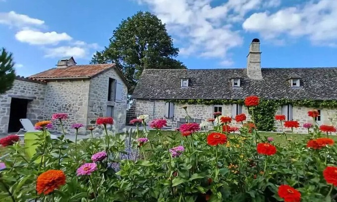 Sexcles Villa | Gîte de France 8 personnes