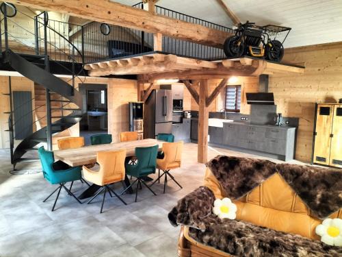 Dompierre-les-Ormes Maison | Gîte de Frouges