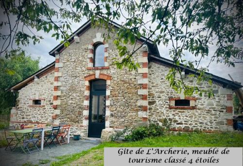 Saint-Lambert-la-Potherie Maison | Gîte de l'Archerie classé 4 étoiles pour 4 personnes,