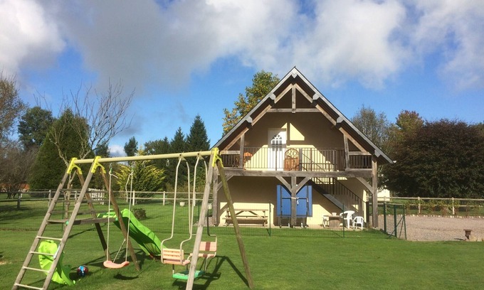 Saint-Gatien-des-Bois Maison | Gîte de la scierie