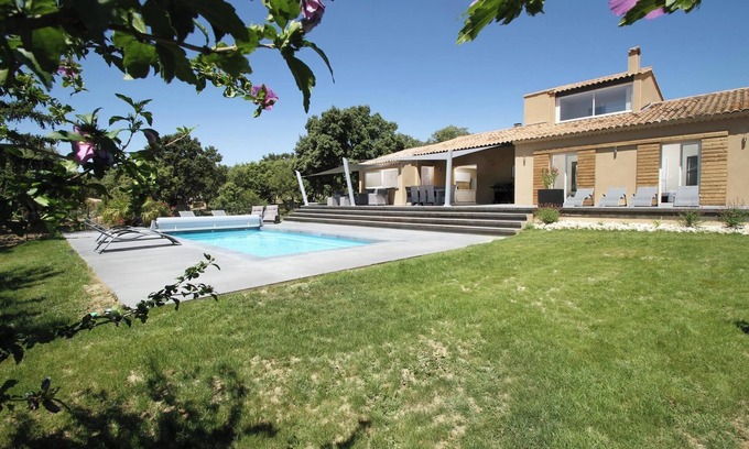 Grignan Maison | Gîte de L'olivier Drôme Provençale à Proximité du Château de Grignan