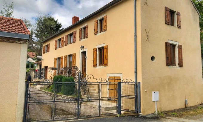 Vensat Maison | Gîte de la Croix Mandet