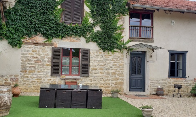 Foissiat Maison | Gîte de la Ferme du Tilleul