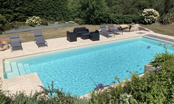 Guiler-sur-Goyen Maison | Gîte de Penn Ar Roz: 3 épis côté mer à GUILER-SUR-GOYEN , 4-5 pers, piscine.