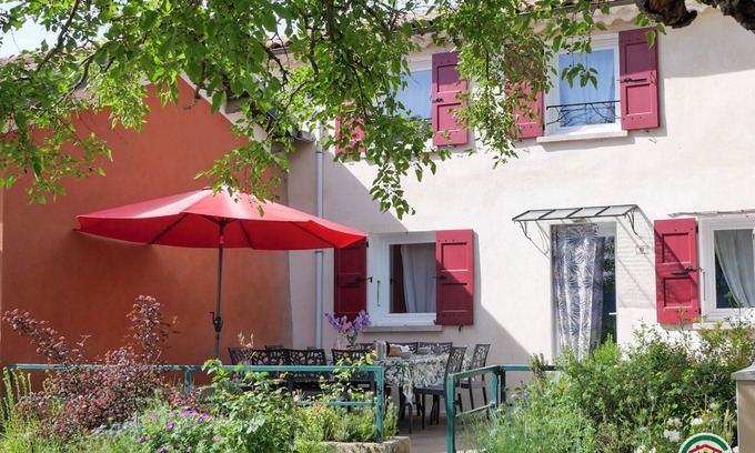 Lagrand Maison | Gîte Del Païs maison de village entre montagne et Provence NOUVEAU