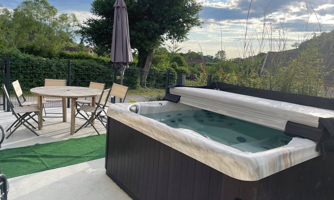 L'Etoile Maison | Gîte des 5 cépages avec jacuzzi***