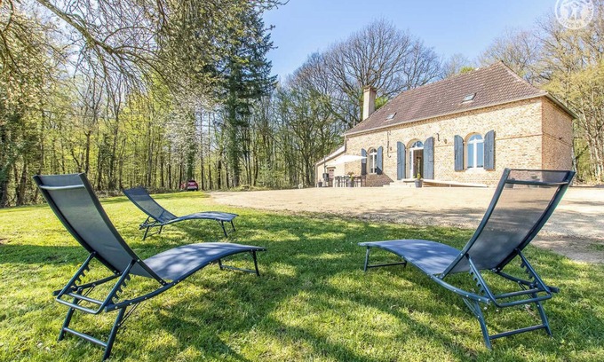 Mouthier-en-Bresse Maison | Gîte Des Bois de Dissey
