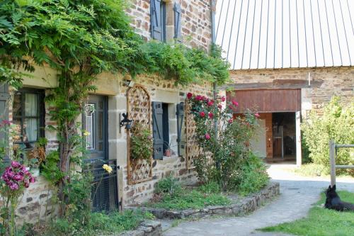 Ayat-sur-Sioule Maison | Gîte des vergnioux