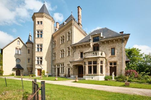 Saint-Geoire-en-Valdaine Appartement | Gîte du Château St Geoire Véronique