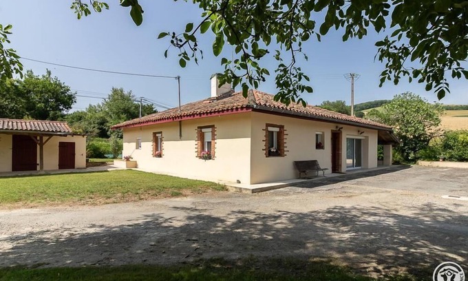 Le Castera Maison | Gîte En Magnet - LE CASTERA