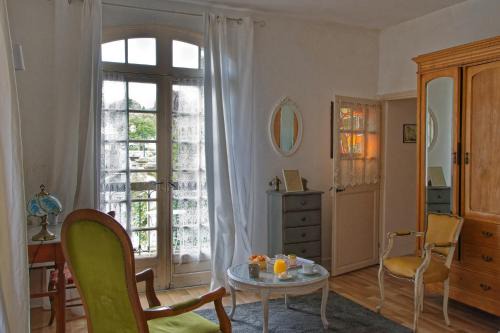 Montolieu Maison | Gîte entre 2 rives