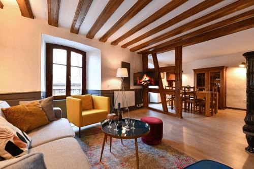 Gueberschwihr Appartement | Gîte Entre Vignes et Vergers maison historique