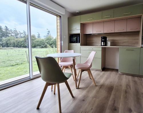 Challain-la-Potherie Lit Et Petit-Déjeuner | Gîte et chambre d'hôte pour 2 personnes dans Mon Savoureux Jardin