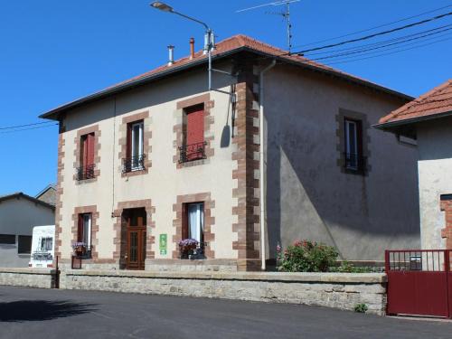 Parroy Maison | Gîte familial au bord du Canal de la Marne au Rhin, idéal pour pêche et randonnées, proche de Nancy - FR-1-584-29