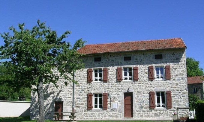 La Guillermie Maison | Gîte familial avec jardin, proche de Vichy, 4 chambres, draps inclus, animaux acceptés - FR-1-489-188